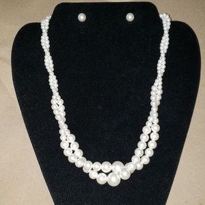RockABillyGirlZ Classic Pearl Necklace Earring Set